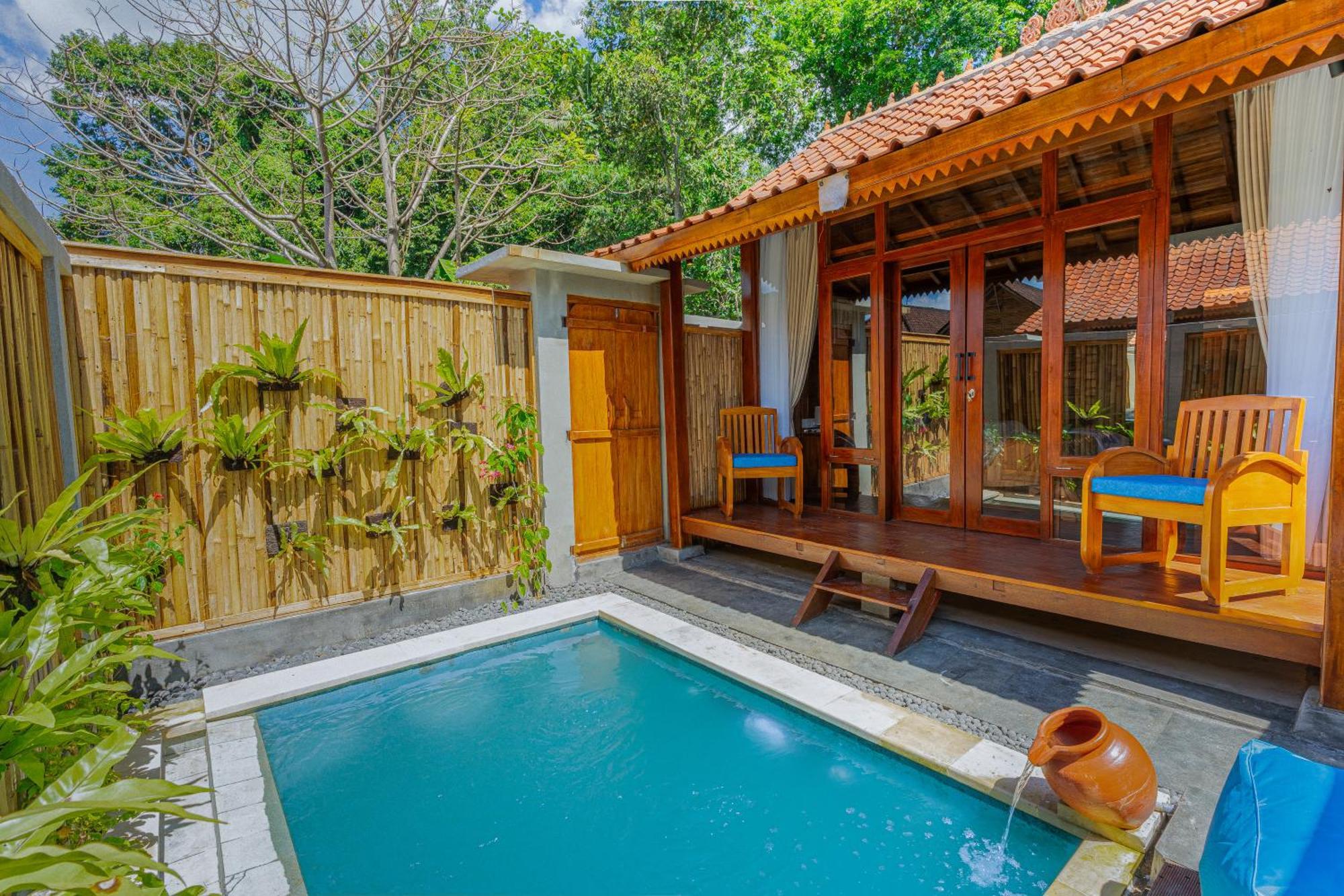 Ngesil Private Joglo & Pool Hotell Ubud Exteriör bild