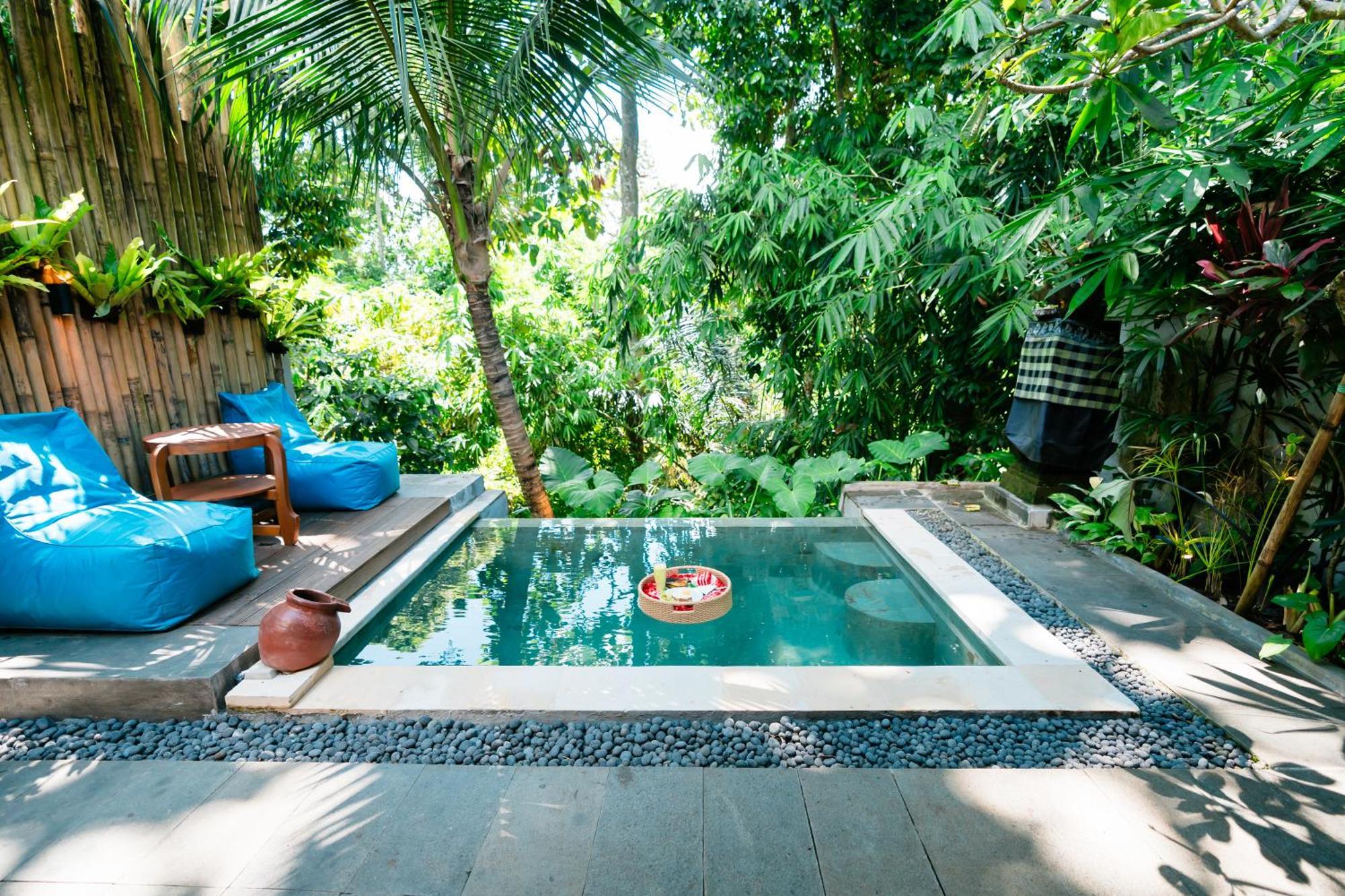 Ngesil Private Joglo & Pool Hotell Ubud Exteriör bild